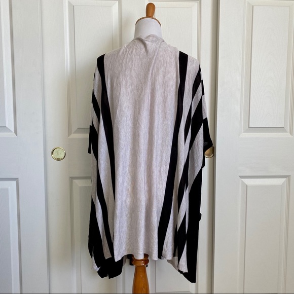 H&M‎ Black Tan Knit Striped Shawl Wrap Cardigan Size XS/S - Picture 4 of 7